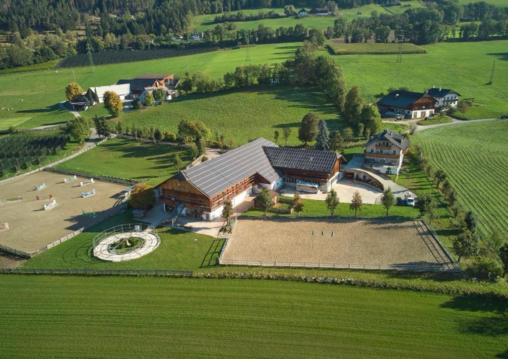 Schönhuberhof Apartment Panoramablick Bruneck Exteriör bild